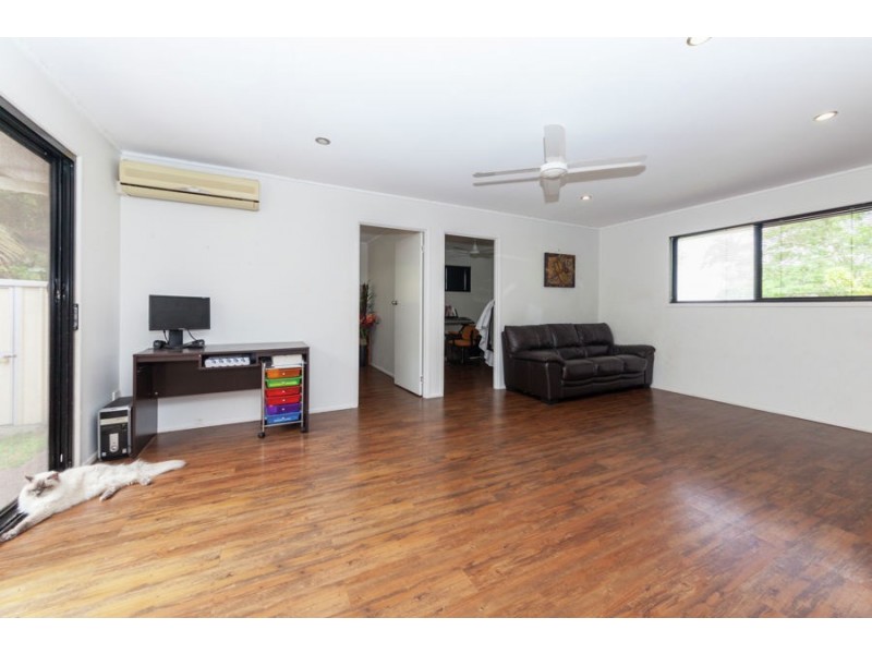 22 Amsterdam Street, Wishart QLD 4122