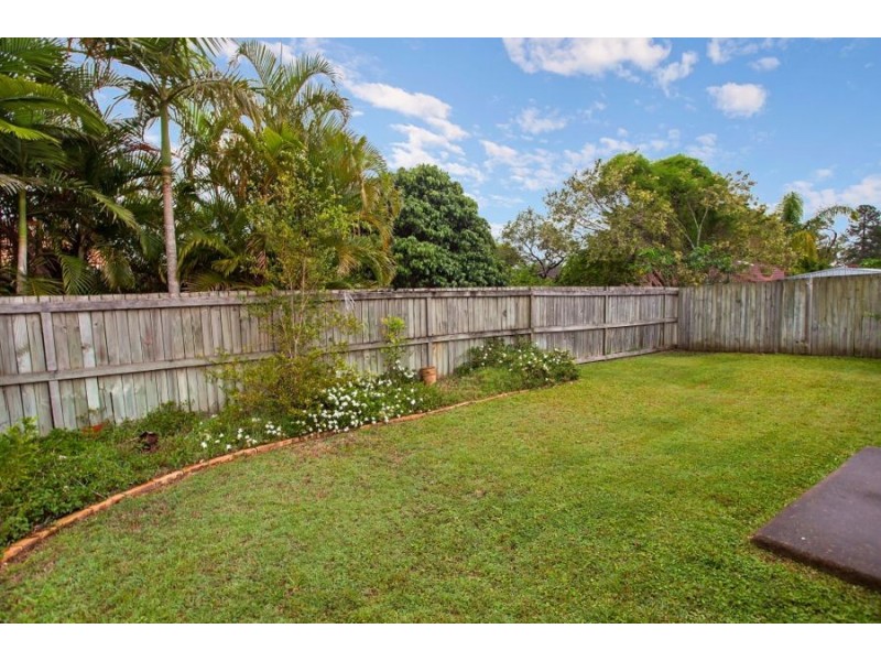 18 Lewis Street, Coopers Plains QLD 4108