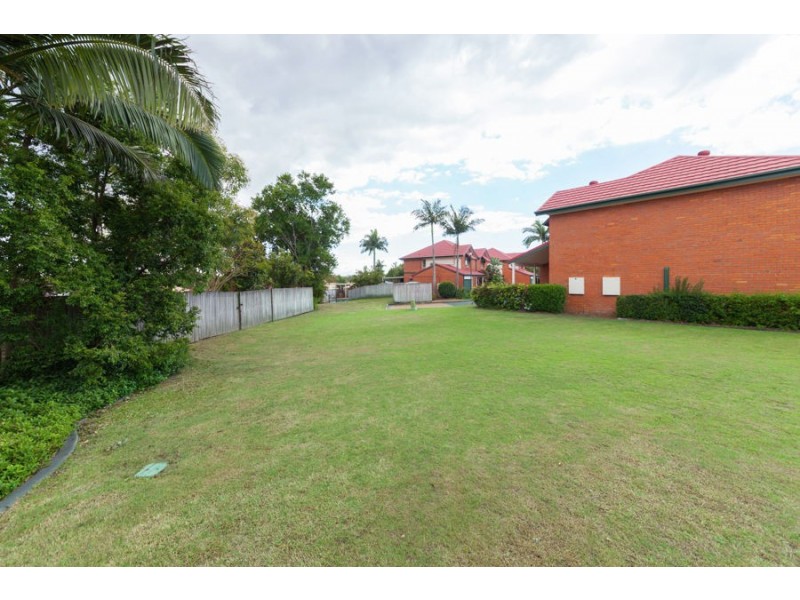 14/116 Meadowlands Road, Carina QLD 4152