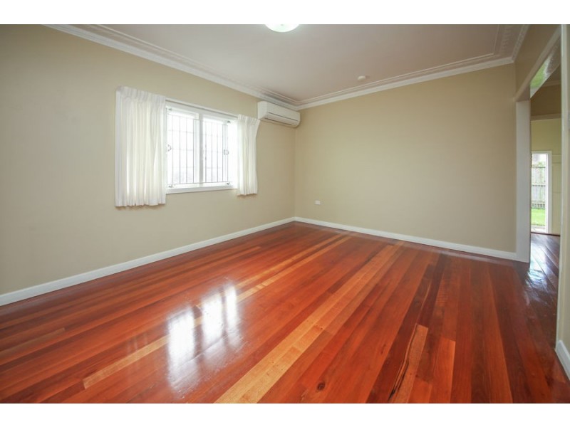 320 Stanley Road, Carina QLD 4152