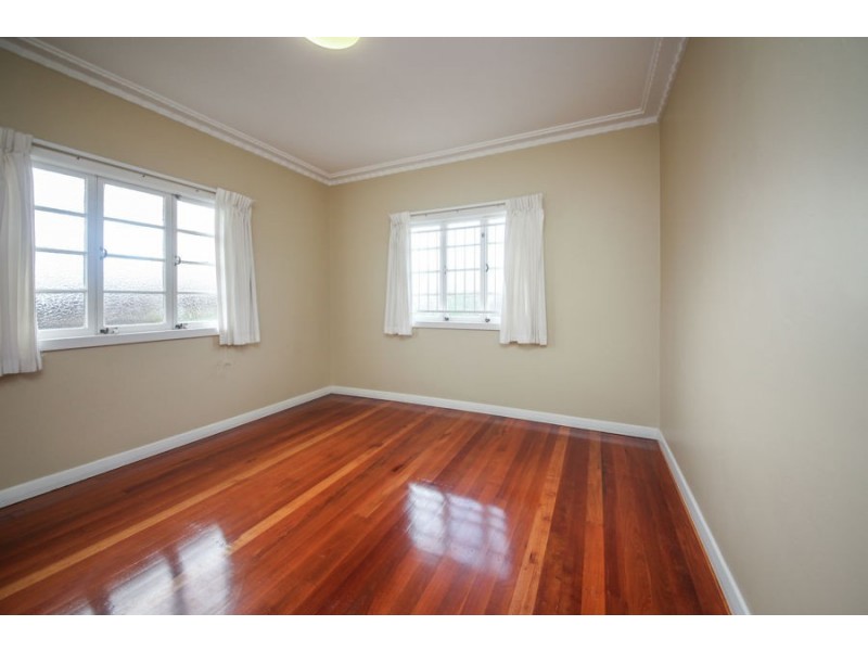 320 Stanley Road, Carina QLD 4152