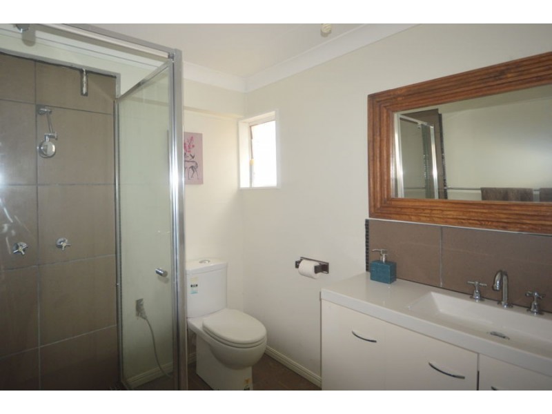 12 Colington Street, Mansfield QLD 4122