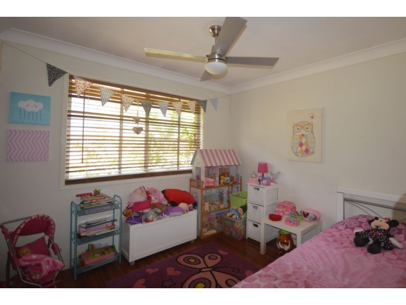 12 Colington Street, Mansfield QLD 4122