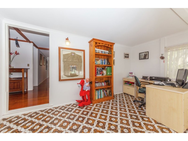 19 Balloch Street, Wishart QLD 4122