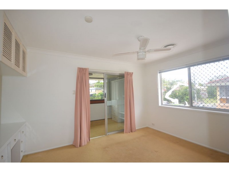 5 Montreal Street, Wishart QLD 4122