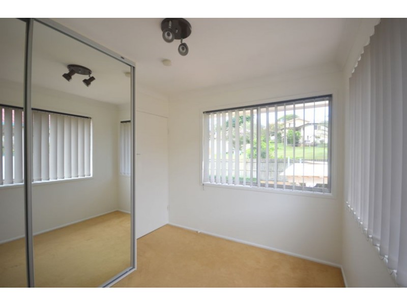 5 Montreal Street, Wishart QLD 4122