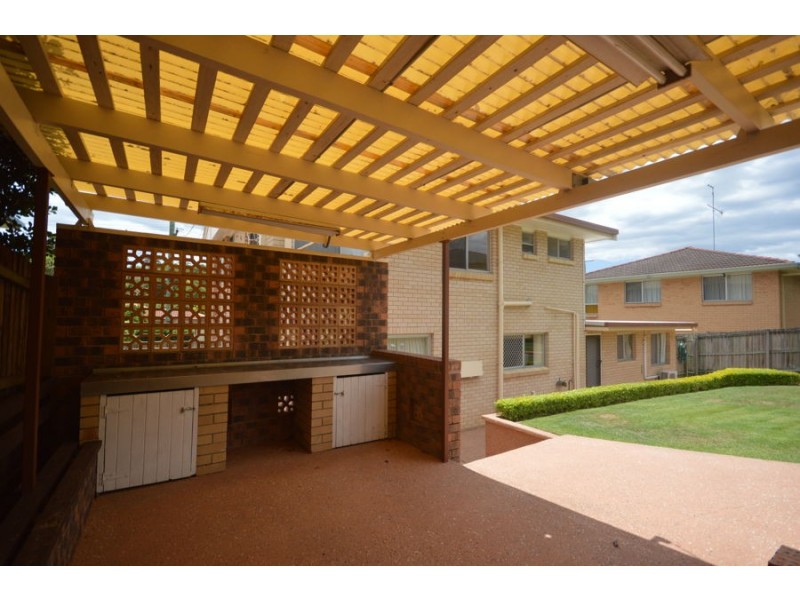 5 Montreal Street, Wishart QLD 4122