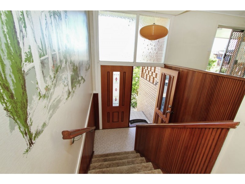 26 Tandanya Street, Mansfield QLD 4122