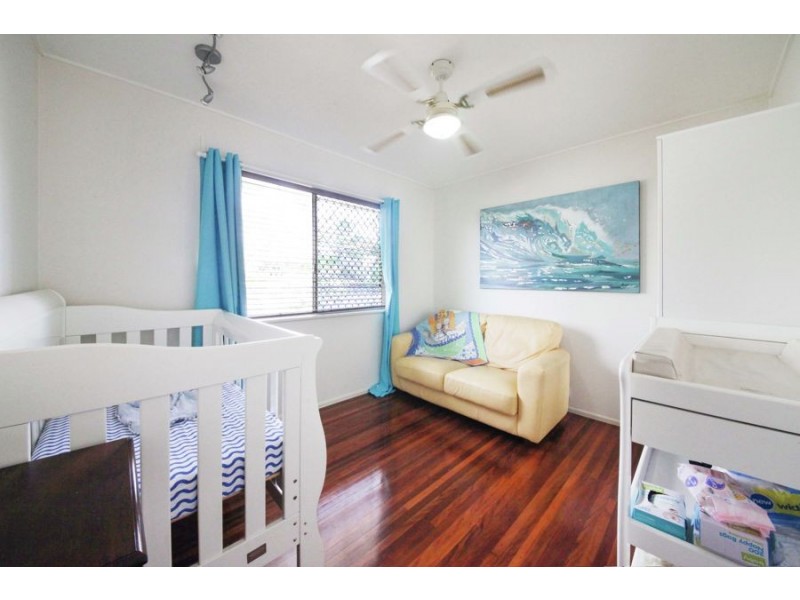 10 Dallin Street, Wishart QLD 4122