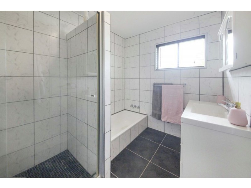 10 Dallin Street, Wishart QLD 4122