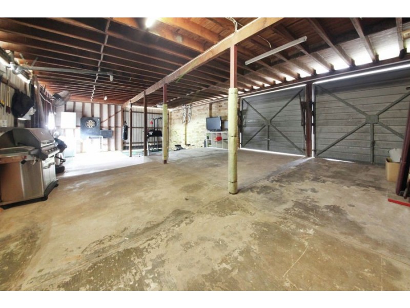 10 Dallin Street, Wishart QLD 4122