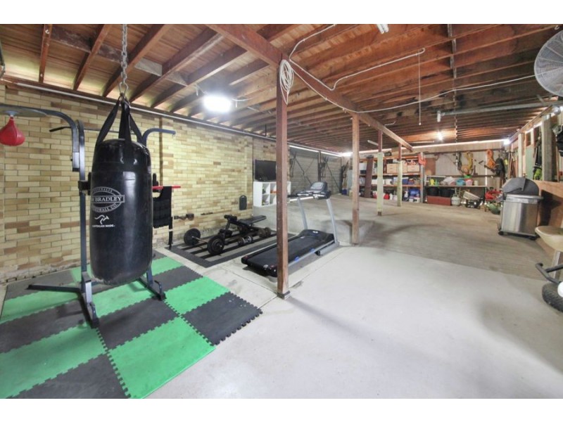 10 Dallin Street, Wishart QLD 4122