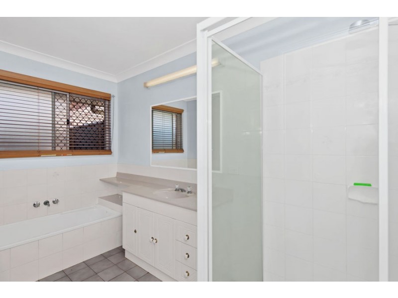 42 Ditmas Street, Wishart QLD 4122