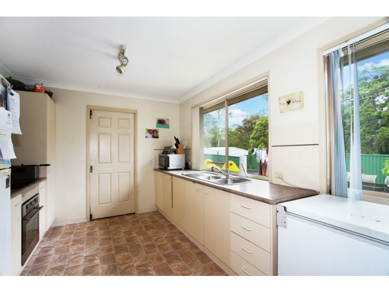 48 Davis Cup Court, Oxenford QLD 4210