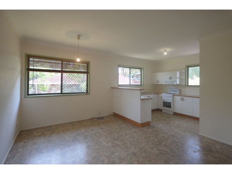 7 Suffolk Street, Wishart QLD 4122