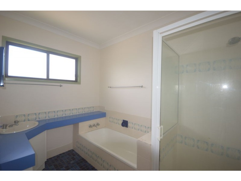 7 Suffolk Street, Wishart QLD 4122