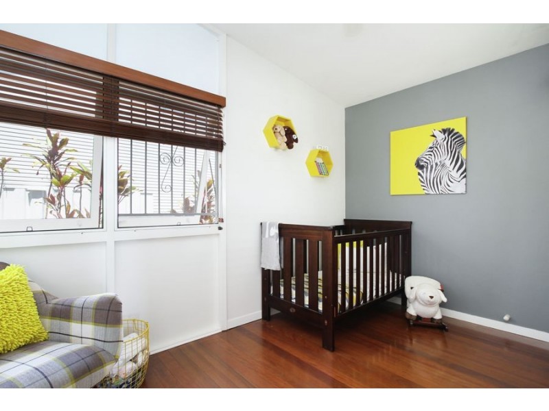 20 Wunulla Street, Mount Gravatt East QLD 4122