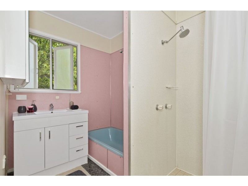 16 Tantallon Street, Mount Gravatt East QLD 4122