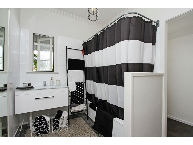27 Daisy Road, Manly West QLD 4179