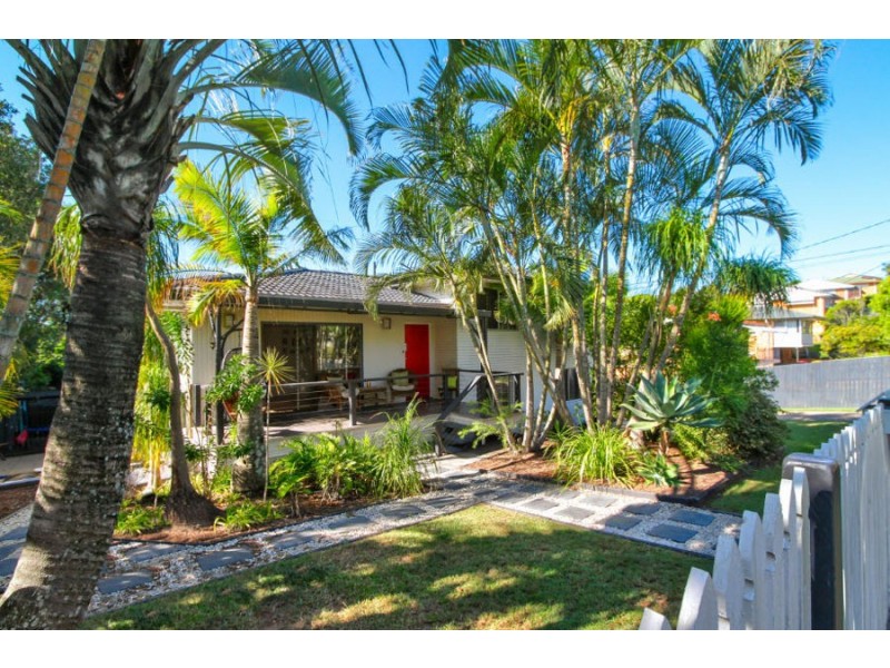 23 Danina Street, Mansfield QLD 4122