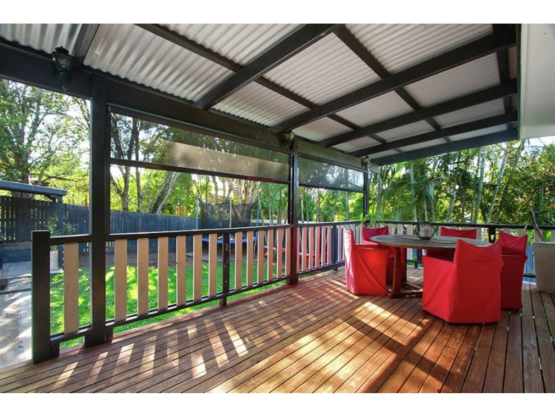 23 Danina Street, Mansfield QLD 4122