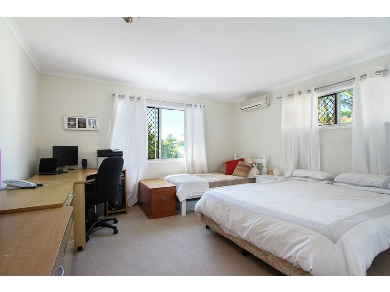 23 Danina Street, Mansfield QLD 4122