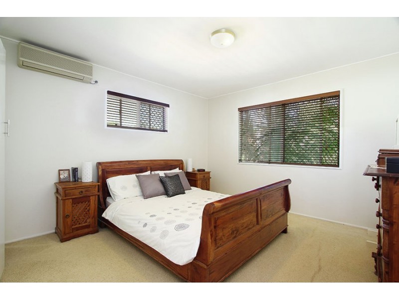 23 Danina Street, Mansfield QLD 4122