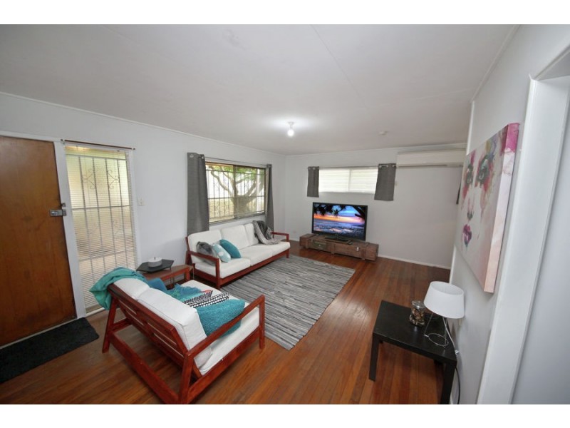 1 Ingal Street, Wishart QLD 4122