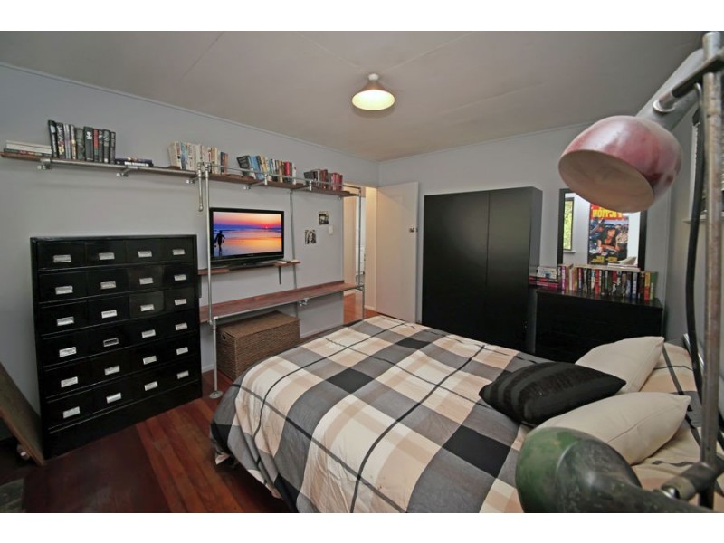 1 Ingal Street, Wishart QLD 4122