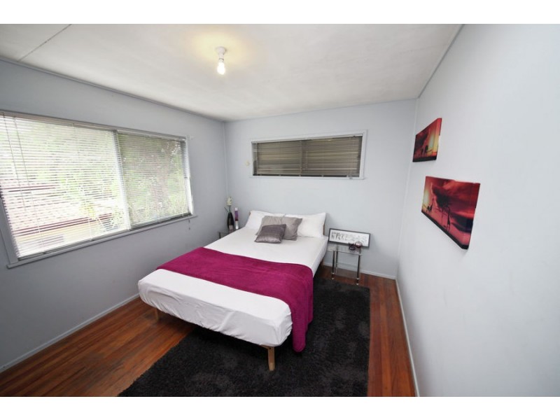 1 Ingal Street, Wishart QLD 4122