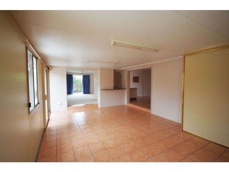 4A Andree Place, Wishart QLD 4122