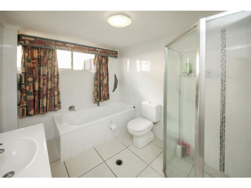 30 Danina Street, Mansfield QLD 4122