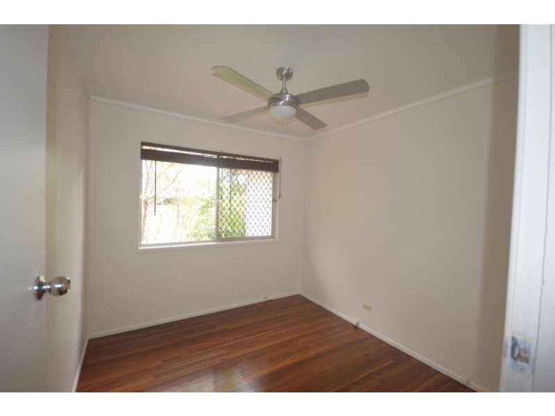 32 Pareena Crescent, Mansfield QLD 4122