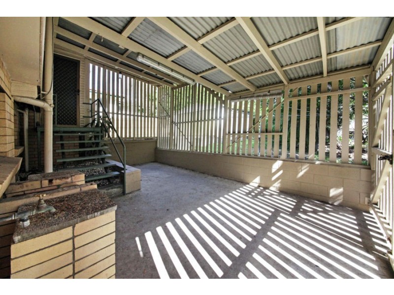 6 Ingal Street, Wishart QLD 4122