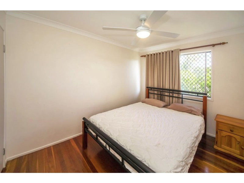 88 Pareena Crescent, Mansfield QLD 4122