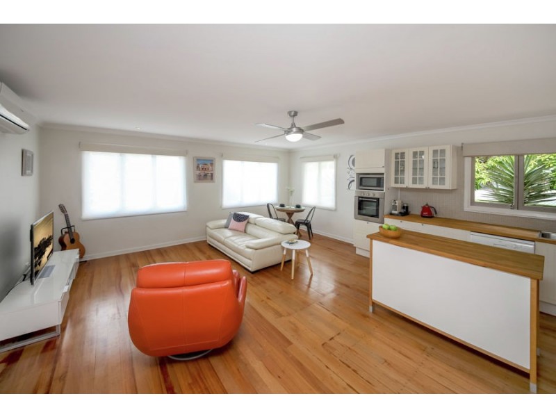 49 Luprena Street, Mansfield QLD 4122