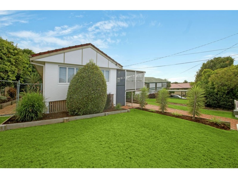 49 Luprena Street, Mansfield QLD 4122