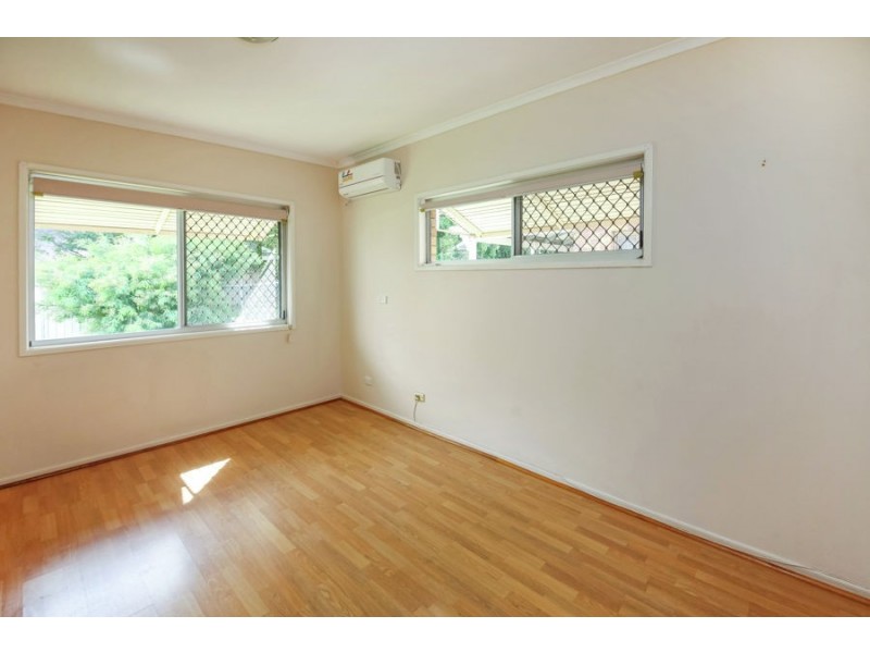 13 Glenora Street, Wynnum QLD 4178