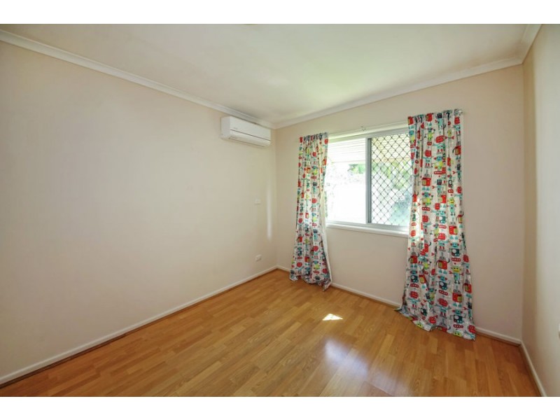 13 Glenora Street, Wynnum QLD 4178