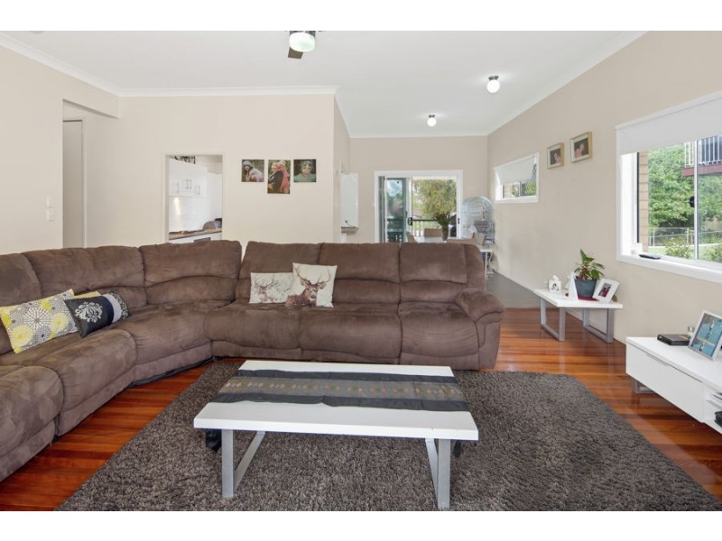 4 Geneva Street, Wishart QLD 4122