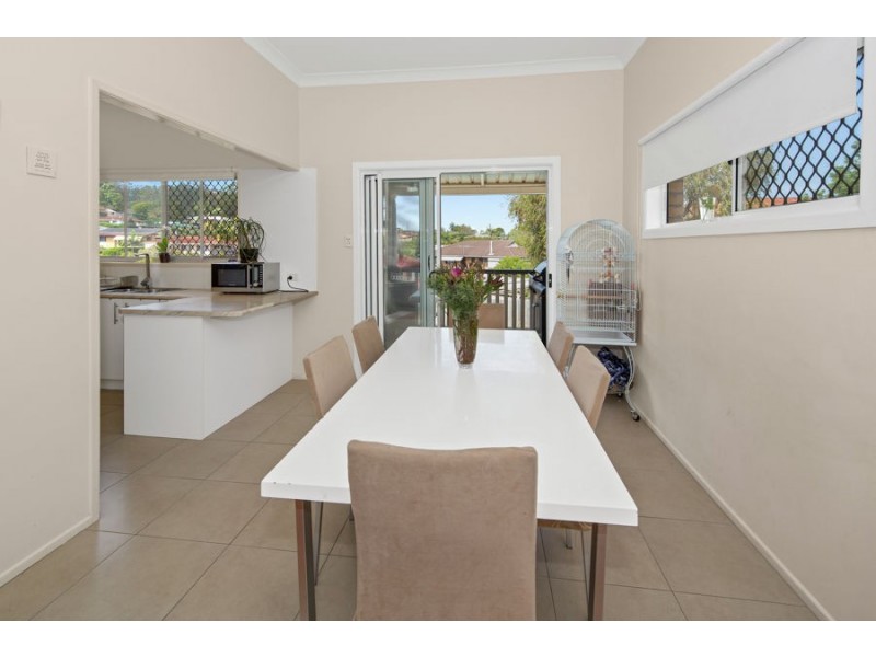 4 Geneva Street, Wishart QLD 4122