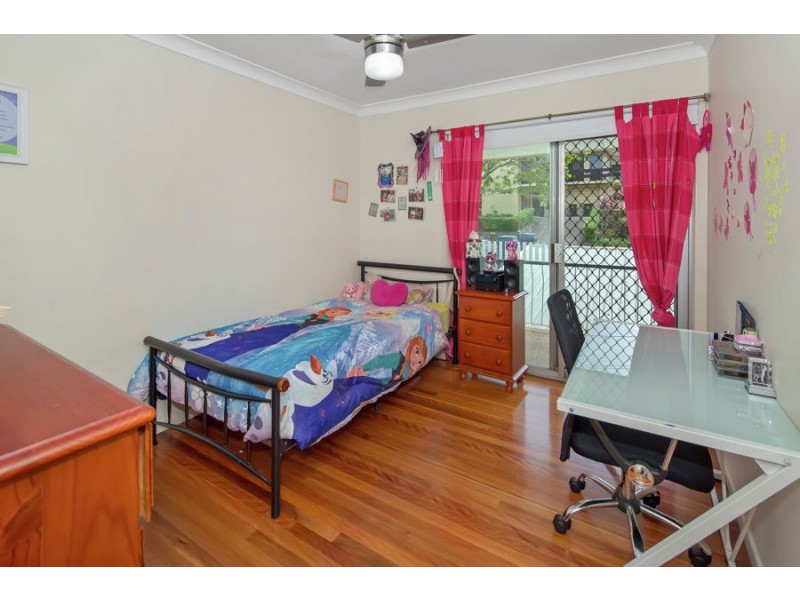 4 Geneva Street, Wishart QLD 4122