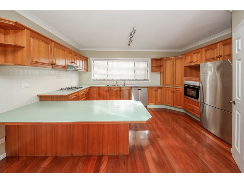 20 St Andrew Place, Wishart QLD 4122