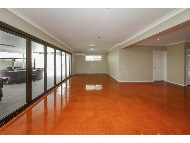 20 St Andrew Place, Wishart QLD 4122