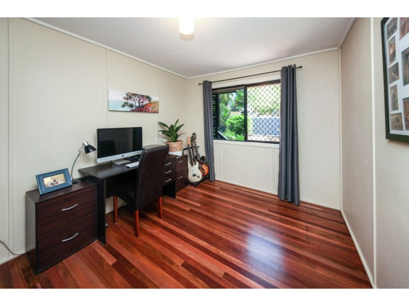 38 Arura Street, Mansfield QLD 4122