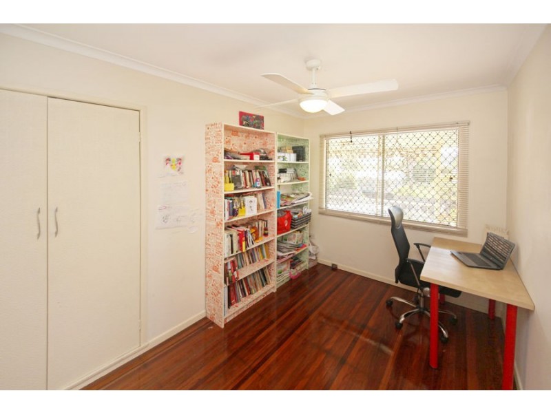 328 Newnham Road, Upper Mount Gravatt QLD 4122