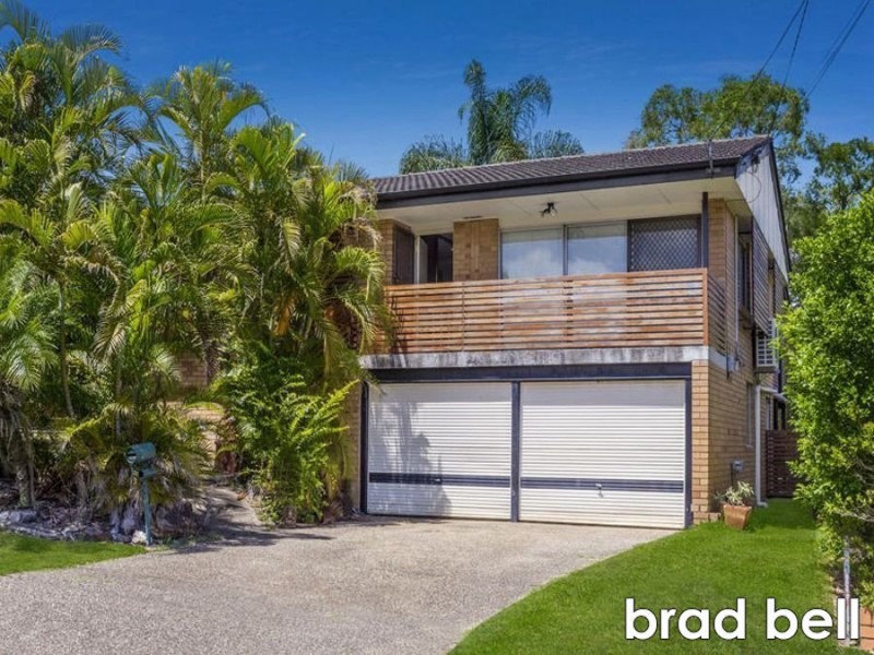 38 Dirkala Street, Mansfield QLD 4122