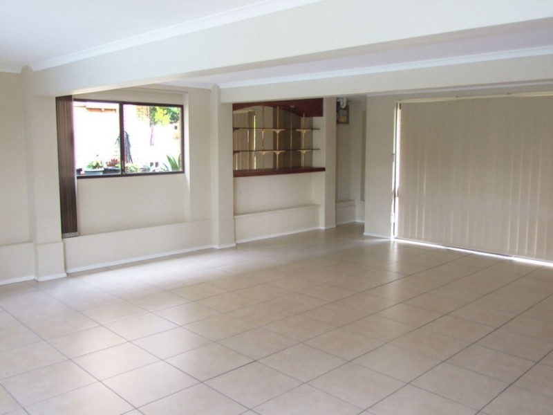 9 Gordonia Street, Macgregor QLD 4109