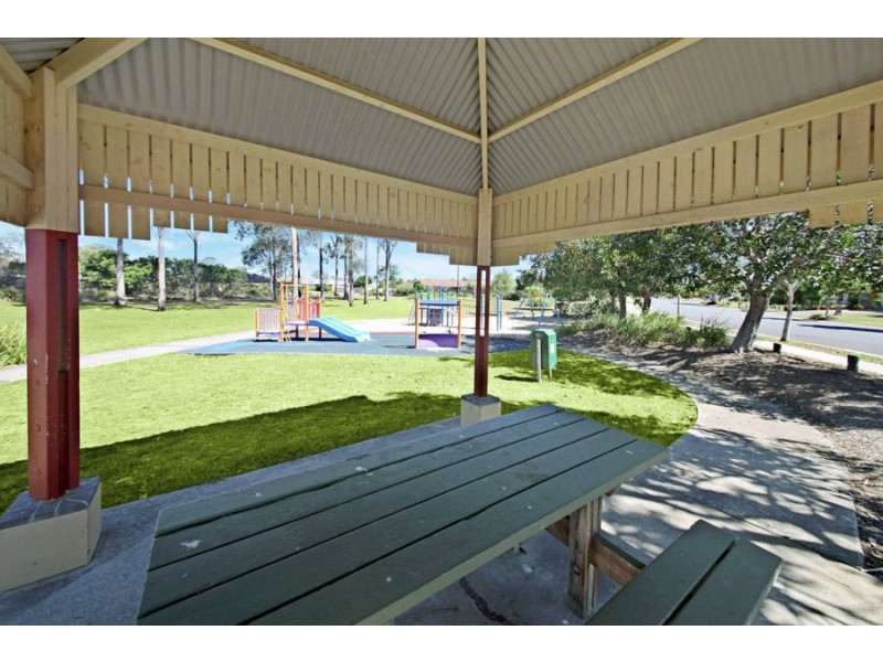 19 Faculty Circuit, Meadowbrook QLD 4131