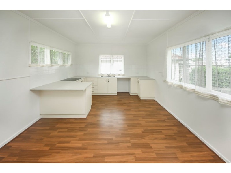 8 Derwent Street, Upper Mount Gravatt QLD 4122